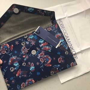 Nwt Gorgeous Floral Rebecca Minkoff clutch
